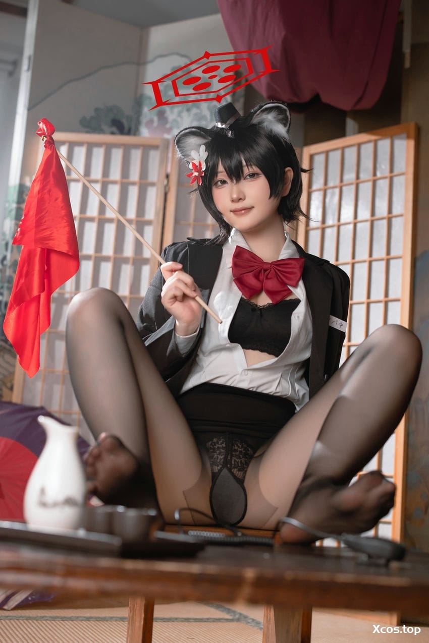 屿鱼 – NO.016 蔚蓝档案 春日椿 导游 [55P-236MB]