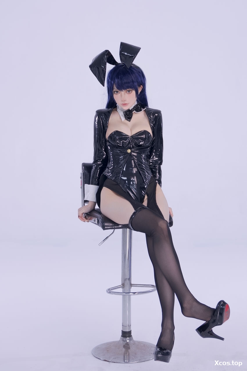 炭烤莉莉黑 - 更衣人偶坠入爱河 - 喜多川海梦 [50P - 819MB]