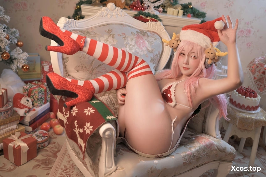 KANEKO_咔喵 - 索尼子 圣诞 [18P+2V-144MB]