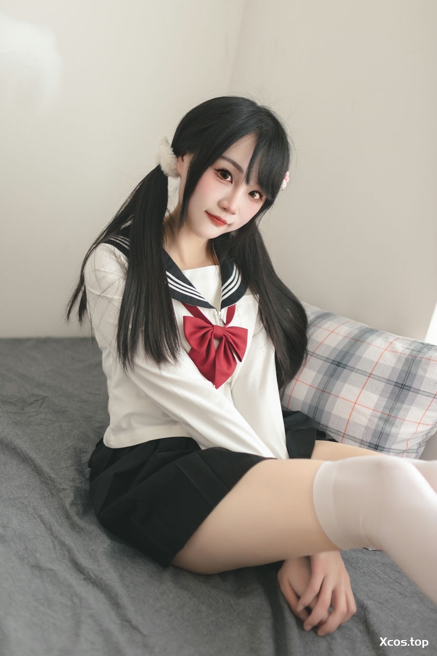 嗷呜酱 - 水手服 [48P-410MB]