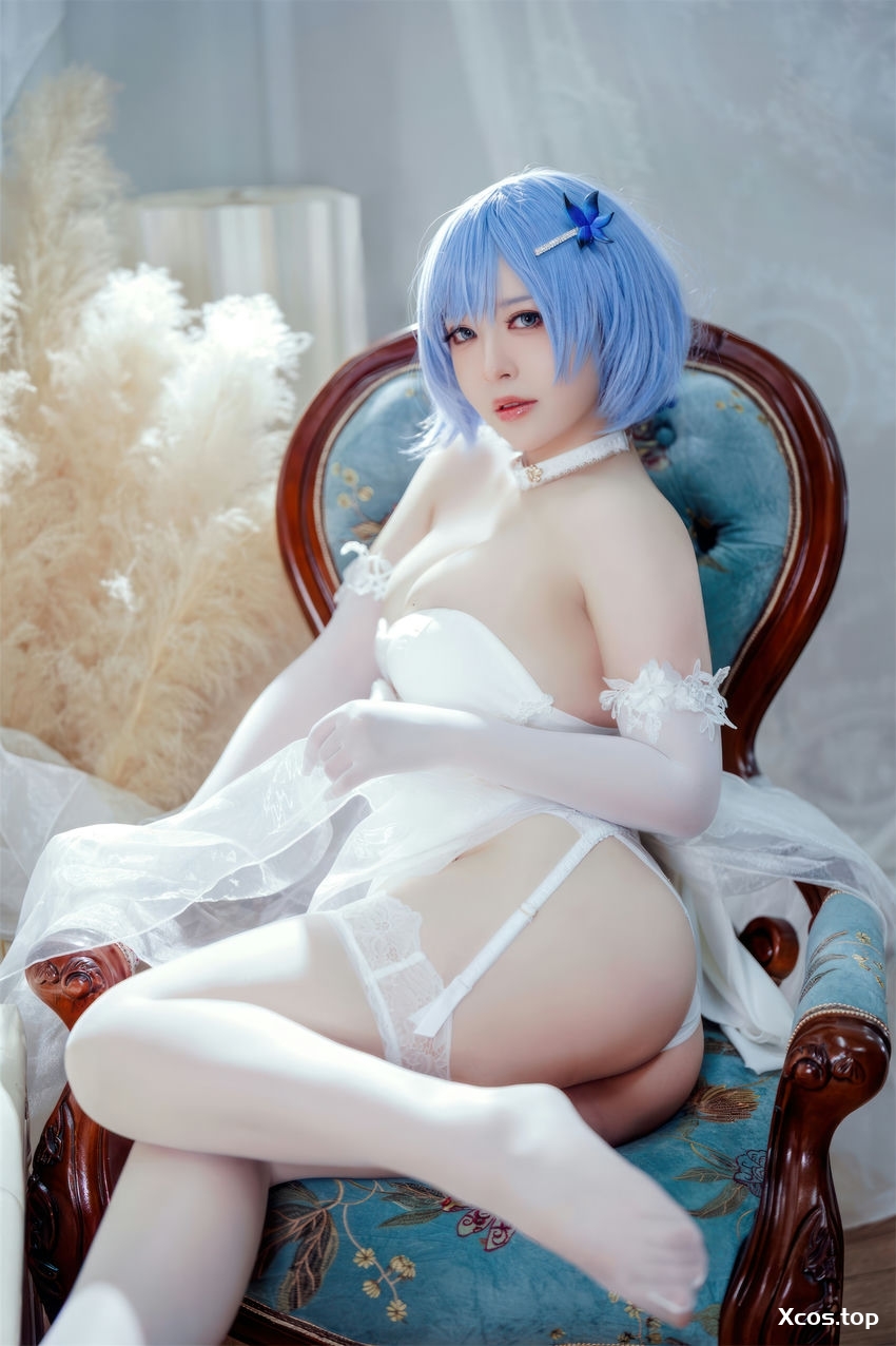 [专享] 半半子 NO.085 碧蓝航线 恰巴耶夫 白骑兵的旋律 礼服 [64P+2V-306MB]