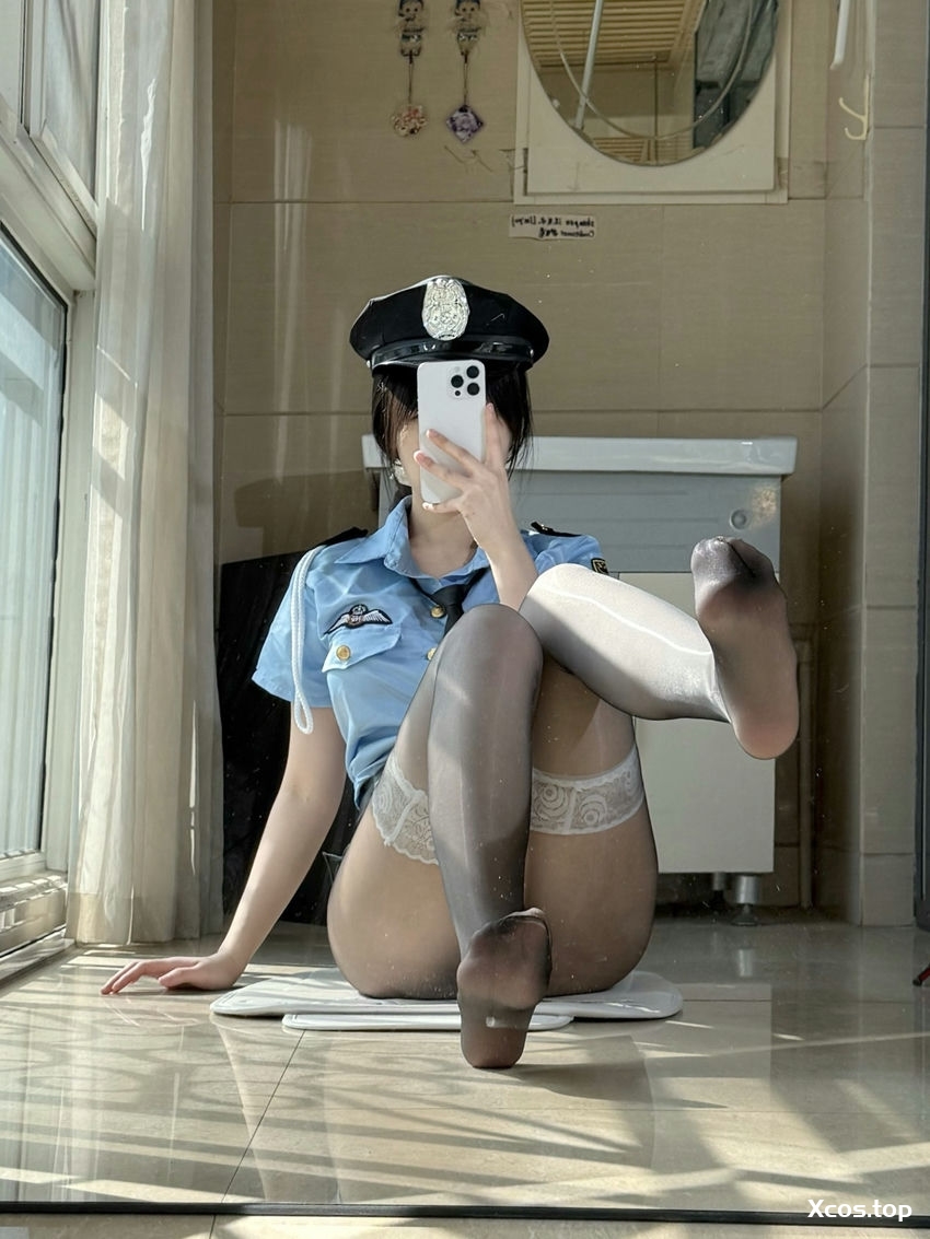 [专享] 不可爱羚 - 高价定制 女警制服 [48P+8V-1.04G]