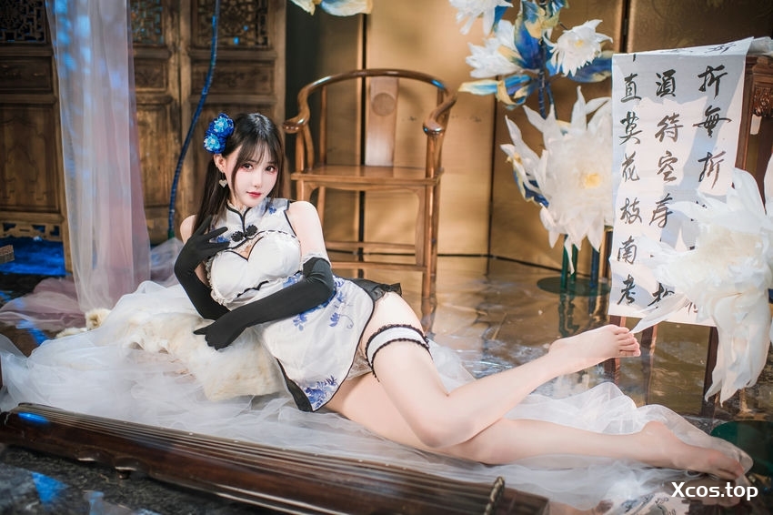 [专享] 羽生三未 NO.025 艳娘幻梦谭 瓶儿 青花瓷旗袍 [25P-295MB]