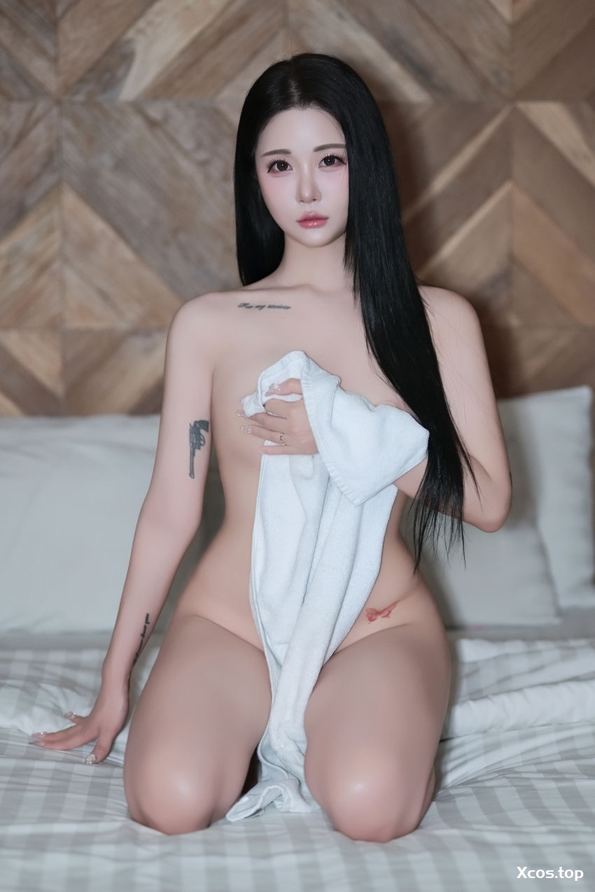 Bomi - Oil Play at Hotel [89P+1V-1.13GB]