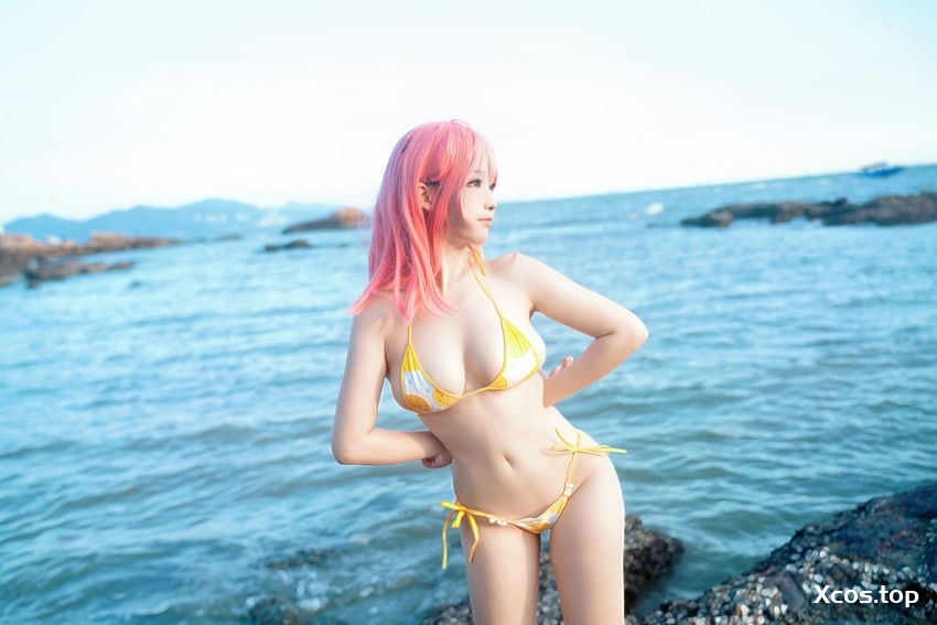 七七娜娜子 - 穗香泳衣 [31P+4V-667MB]