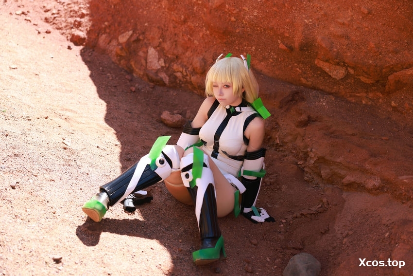 G44不会受伤 - Angela Balzac (Expelled from Paradise) [40P-668MB]