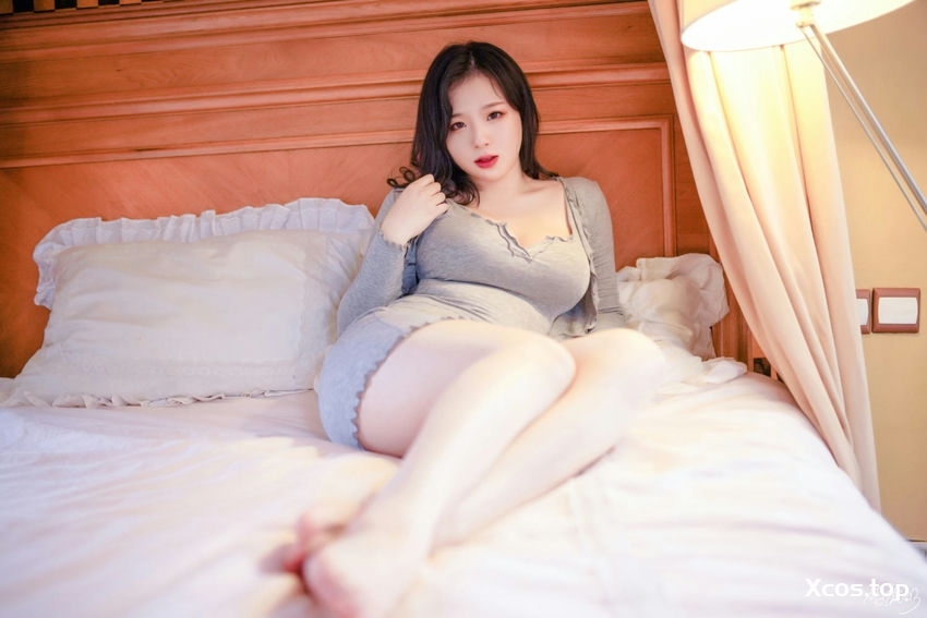 [专享] 皮皮奶 NO.069 房东太太 [50P-710MB]