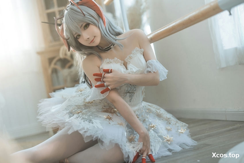 是三不是世w NO.043 明日方舟 W 芭蕾 [27P-190MB]