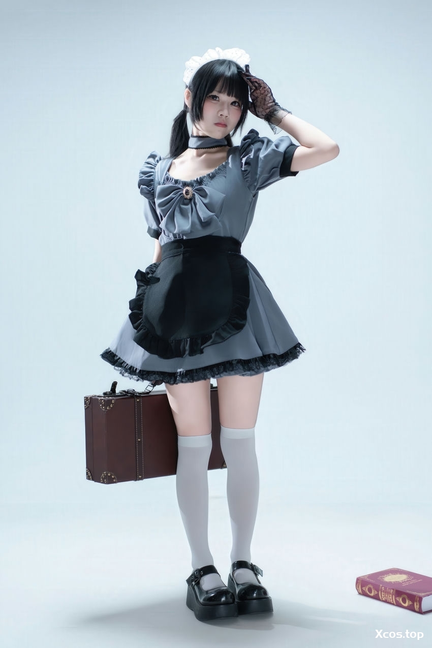 清水凪 - 手提箱与灰色女仆 [80P-1.67GB]