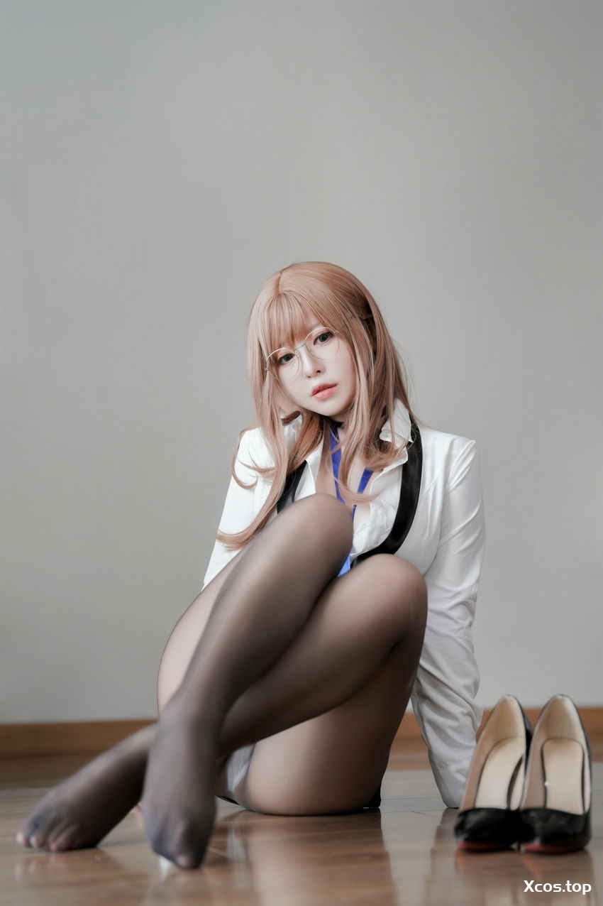 [专享] 半半子 NO.091 エマ秘書 [76P-468MB]