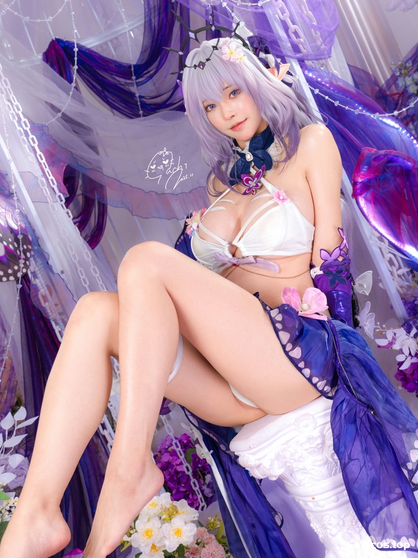 [专享] Machi馬吉 - キャストリス水着 聖女の裏の危ない姿 第一弾 [51P-384MB]