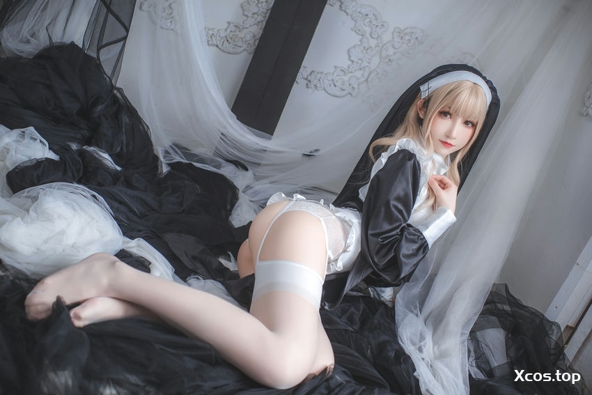 桃濑衣衣 - 修女 [59P+3V-194MB]
