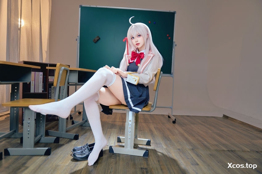 [专享] Shika小鹿鹿 - 艾莉同学 [38P+2V-401MB]