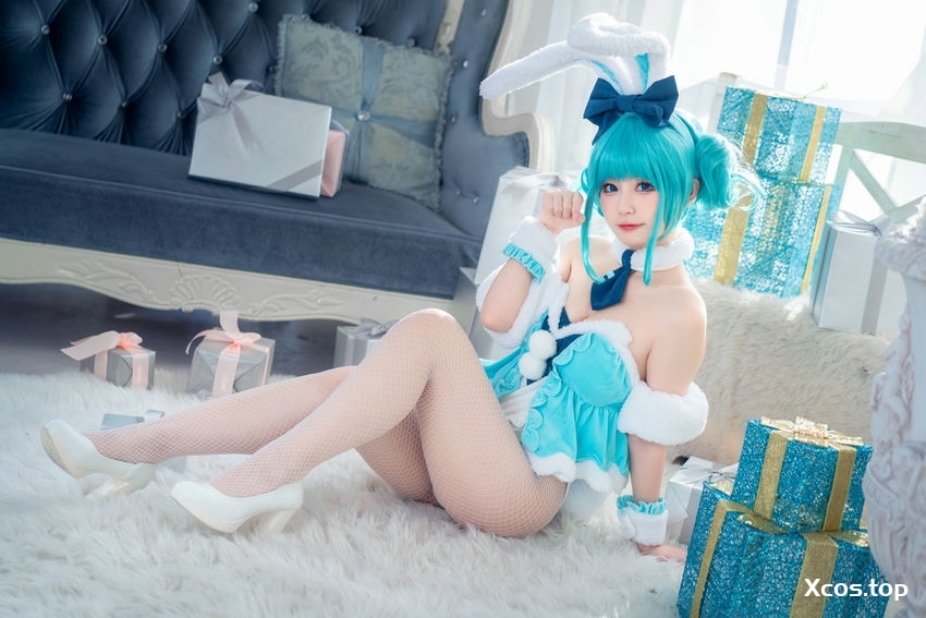 猫大人 - 初音白兔 [24P-280MB]