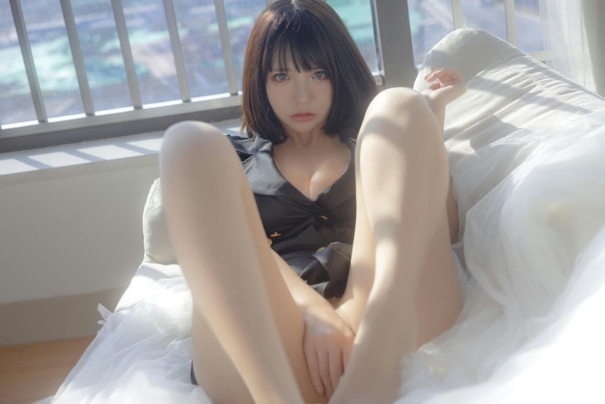 [专享] 疯猫ss - 黑色制服 [40P-331MB]
