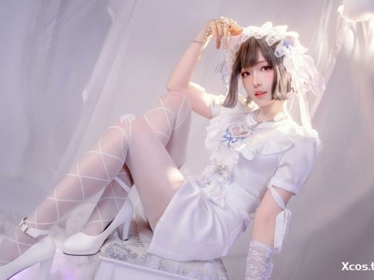 ElyEE子 – 雲朵夢境 Cloudy Dreaming [25P+2V-96MB]