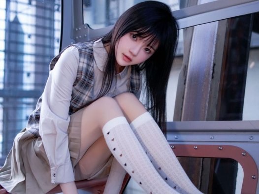 桜桃喵 – 制服摩天轮 [27P-667MB]