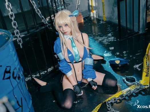 <span style='color:red;font-size:16px;'>[专享]</span> 三無人型 – 蔚蓝档案 飞鸟马时 女警 [41P-320MB]