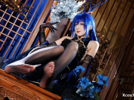 <span style='color:red;font-size:16px;'>[专享]</span> 封疆疆v NO.064 花园旗袍 – 新泽西旗袍 [43P-628MB]