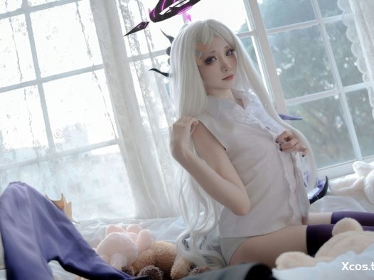 <span style='color:red;font-size:16px;'>[专享]</span> 纸悦Etsu_ko – 蔚蓝档案 空崎日奈 原皮+猫猫耳 [72P-625MB]