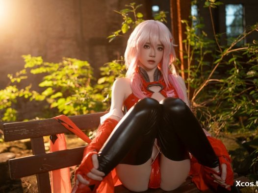 桜桃喵 – 楪祈 [48P+3V-884M]