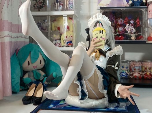 白栎Shirly – 崩坏：星穹铁道 流萤 女仆 [66P+8V-1.06G]