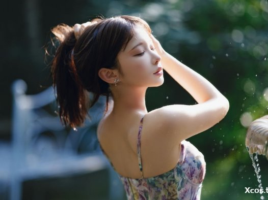 蠢沫沫 NO.409  水池碎花裙 [27P-675M]